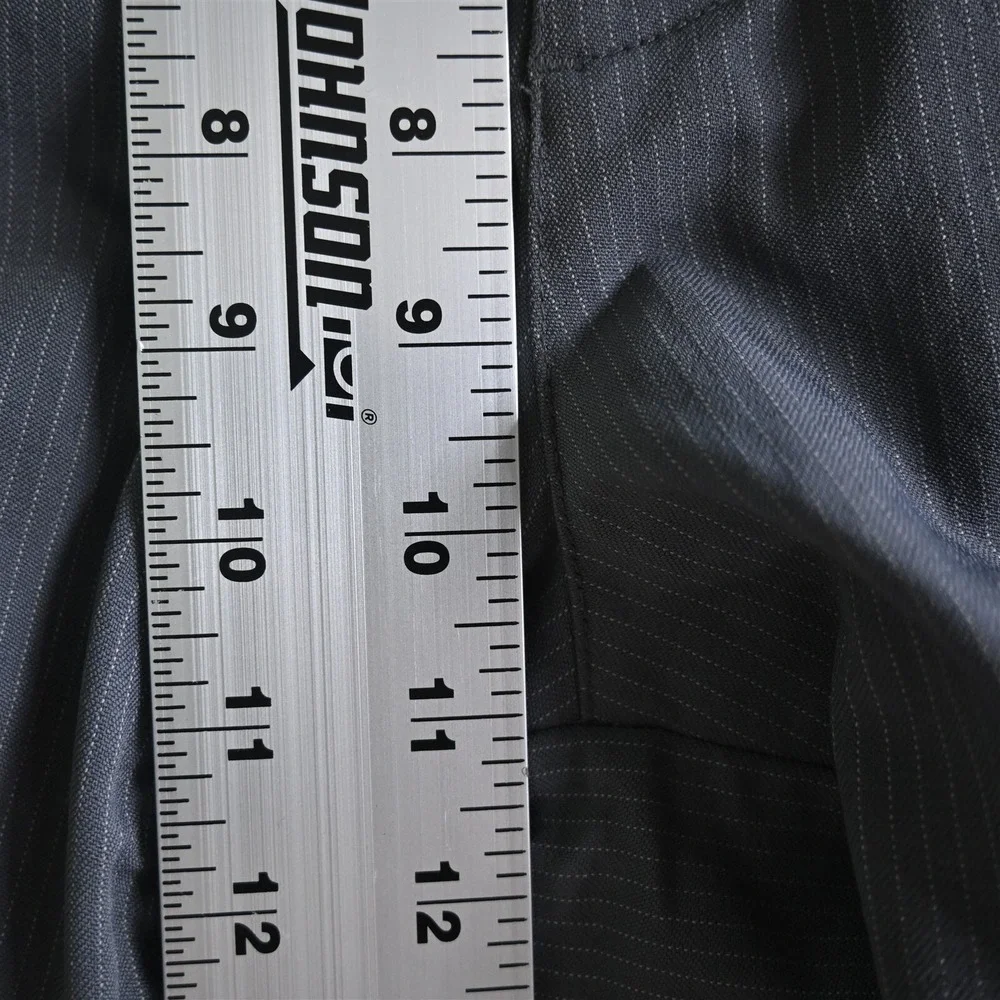 Lululemon 36x32 Gray Stripe‎ Zip Pocket Commuter Mens Pants